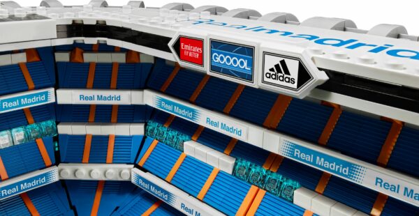 LEGO Creator Expert - Real Madrid - Santiago Bernabéu Stadion 10299