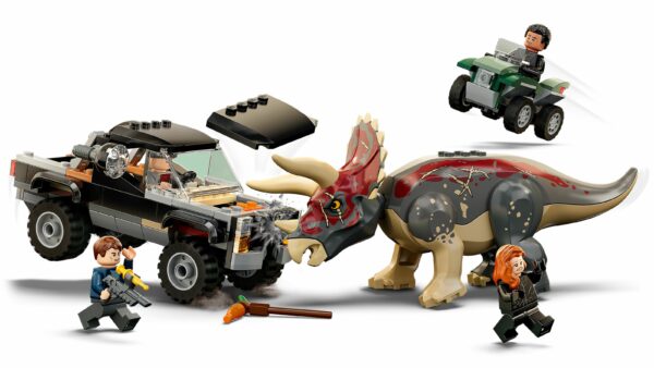 LEGO Jurassic World - Triceratops-Angriff 76950