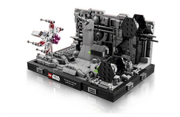 LEGO Star Wars - Death Star Trench Run Diorama