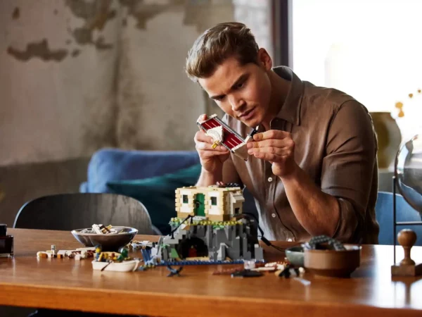LEGO IDEAS Set "Motorisierter Leuchtturm" (21335)